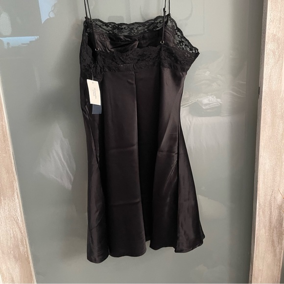 Abercrombie & Fitch Slip Dress - Picture 2 of 4